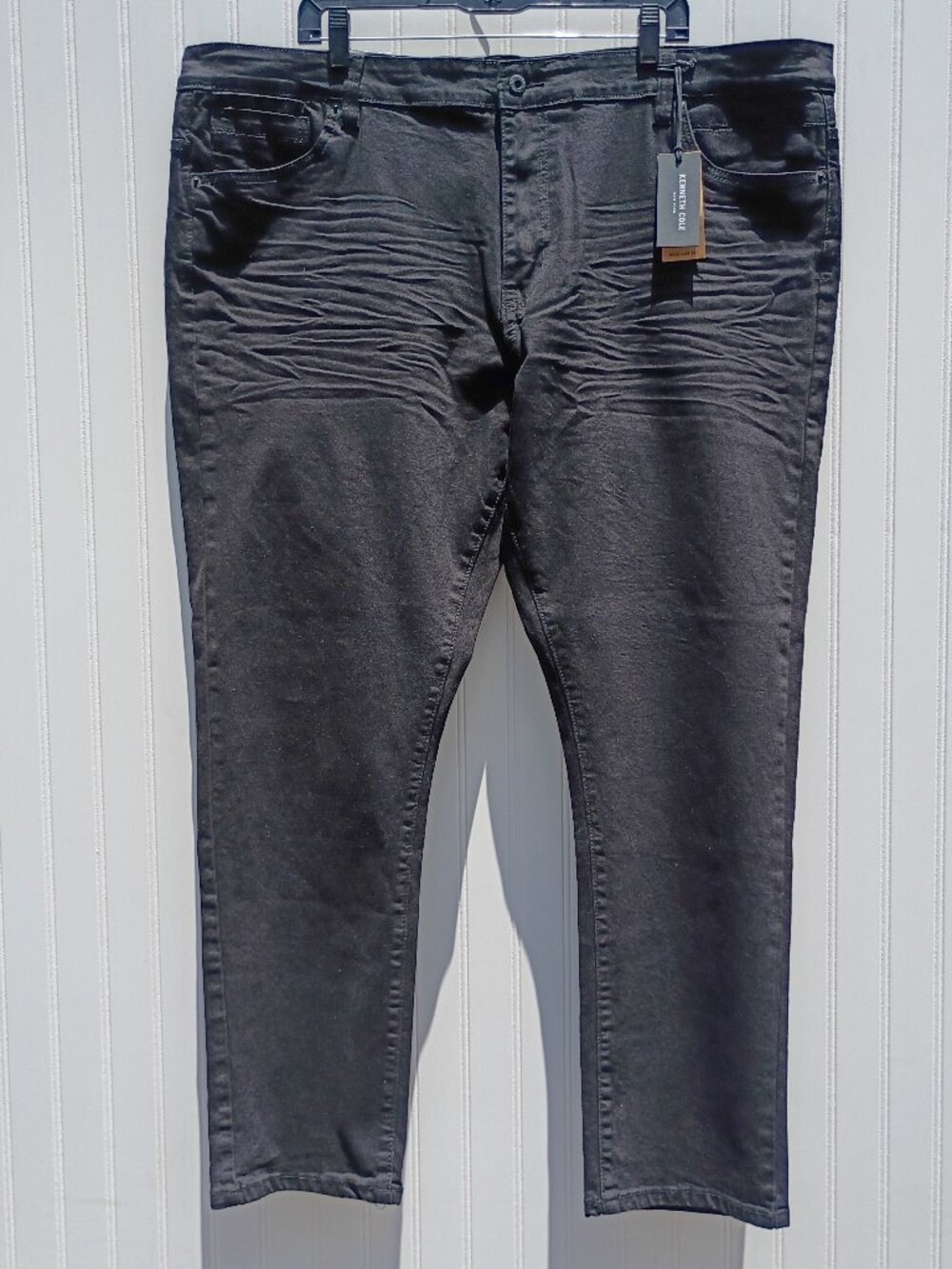 NWT Men's Kenneth Cole Reaction Jeans 46 x 30 Regular Fit Black Denim Tapered